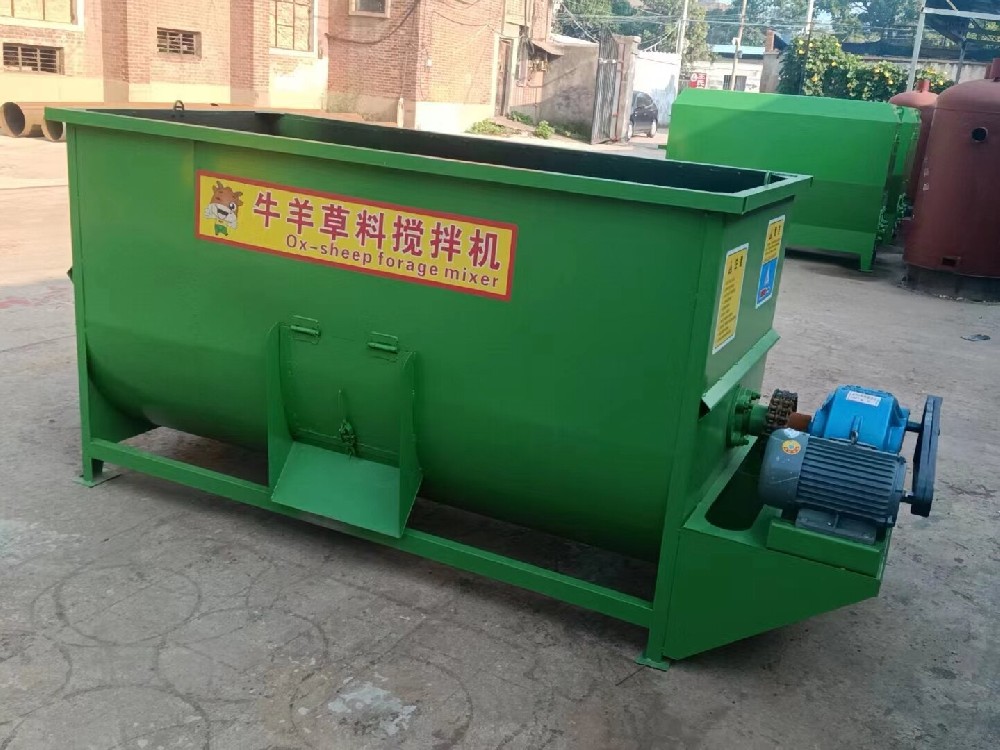 牛羊草料攪拌機